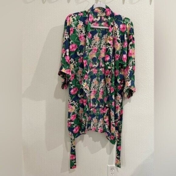 Victoria’s Secret Silk Floral Vintage Robe Kimono Belted Feminine Lounge Dainty - Picture 2 of 7